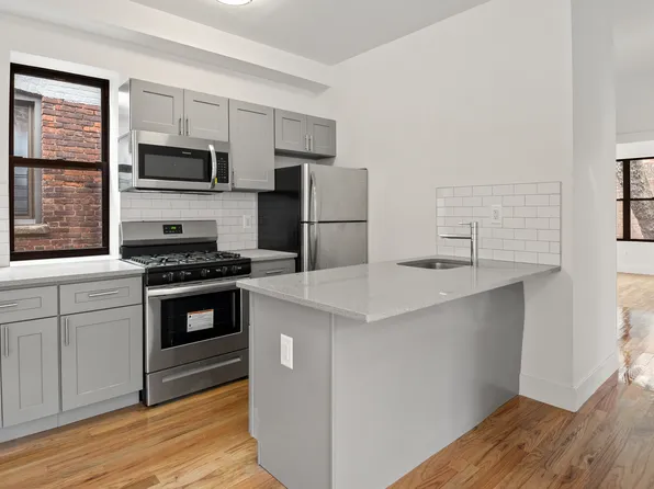 1845 Andrews Avenue South image 4 of 20