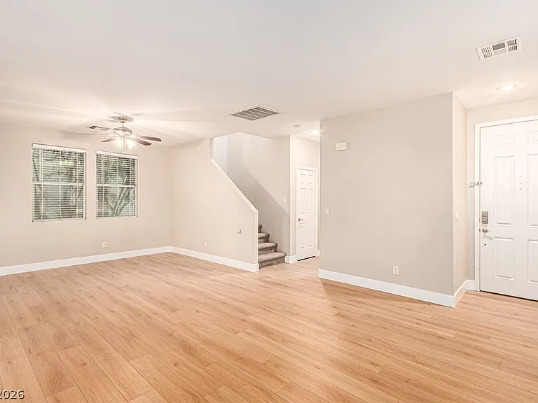 11209 Salentino Ave — Photo 7
