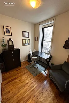 Rented by Sotheby's International Realty | media 19