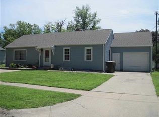 408 E 12th St, Hastings, NE 68901