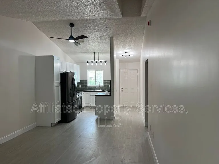 5214 Stacy St #20 — Photo 15