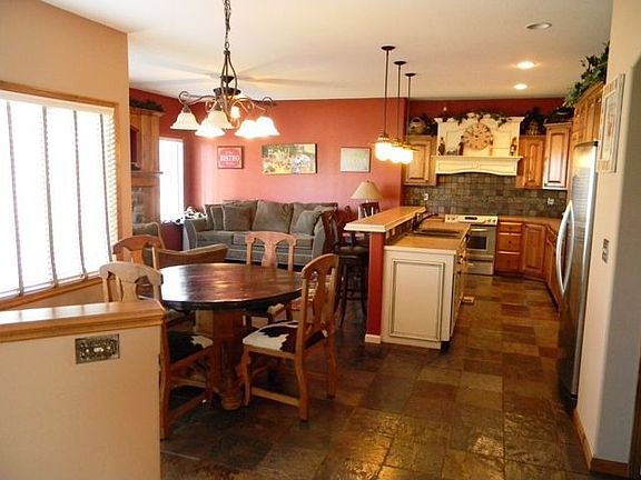 3rd image of 4728 N Spyglass Ct