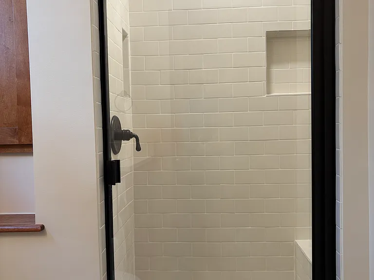 418 N Main St — Photo 31