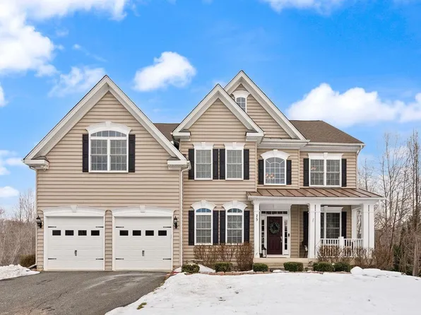 75 Regal Ln, Fredericksburg, VA 22406
