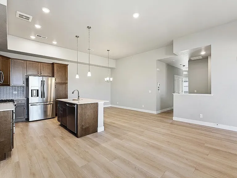 6793 Maple Leaf Dr #202 — Photo 4