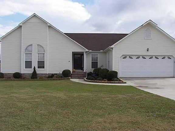 MUST SEE! Immaculately kept. Roof only 2 years old.