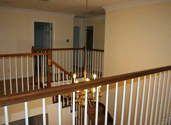 5th image of 5806 Cedar Cliff Dr
