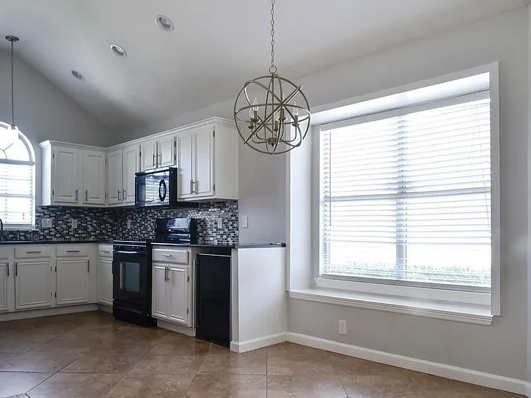 1705 Vista Verde Cir — Photo 4