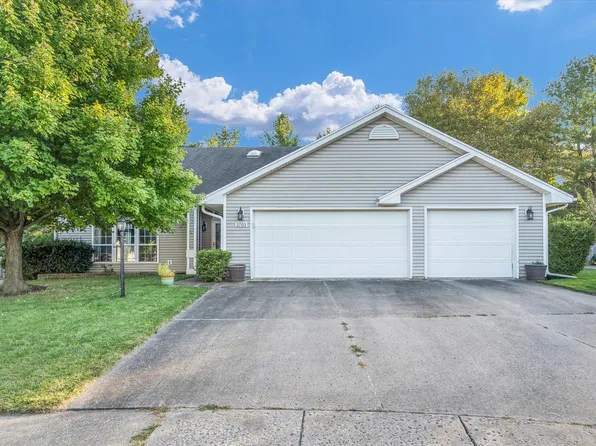 2703 E Coddington Cir, Urbana, IL 61802