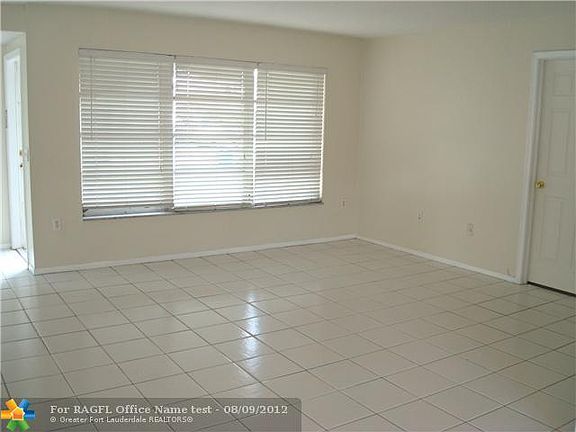 3rd image of 11910 NW 29th Pl