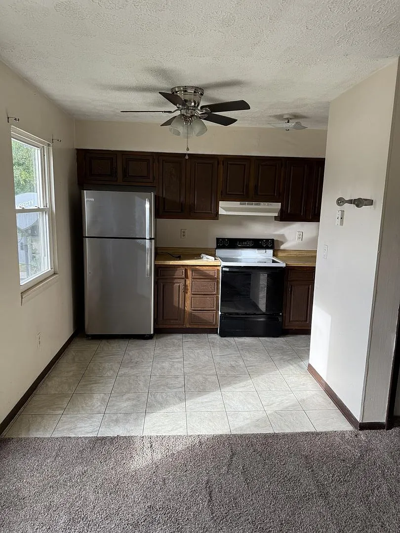 1248 Green Valley Dr — Photo 4