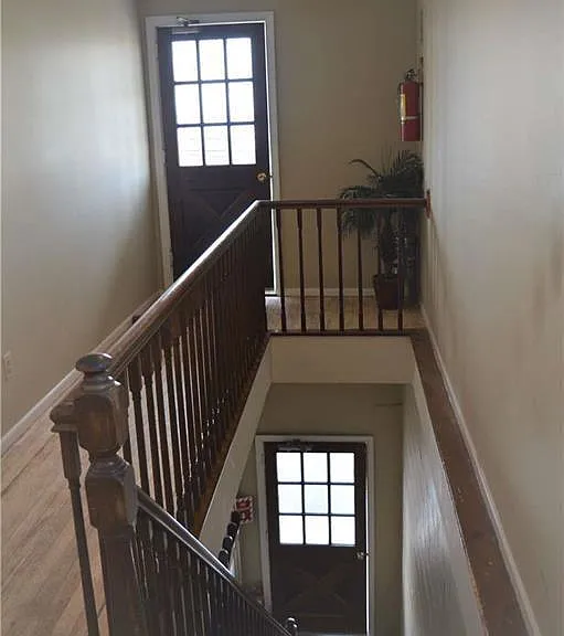 40 Bayville Ave #C — Photo 11