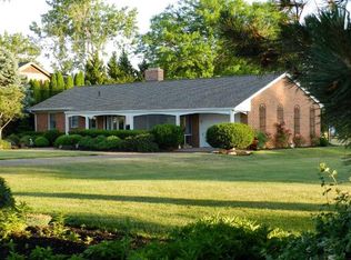 525 Cedar Point Rd, Sandusky, OH 44870