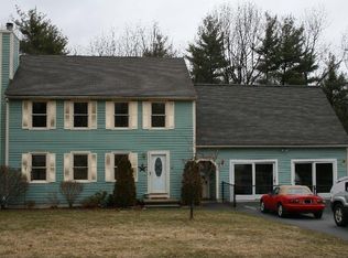25 Mulberry Cir, Ayer, MA 01432