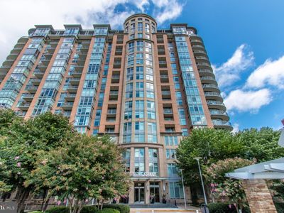 8220 Crestwood Heights Dr APT 1210, Mc Lean, VA, 22102