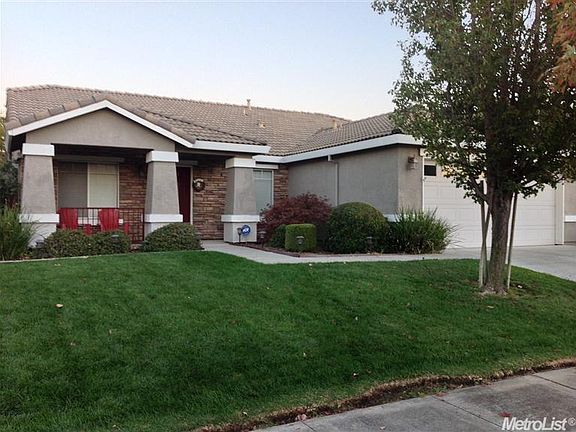 2nd image of 3255 Drakes Bay St