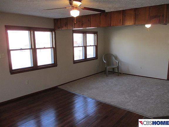 4th image of 24225 Bauman Ave
