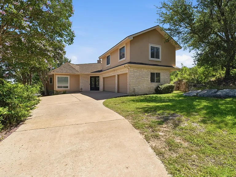 409 Beardsley Ln — Photo 37