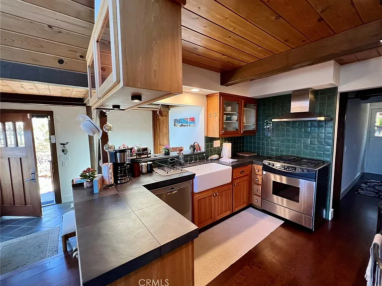 610 Ardath Dr — Photo 12