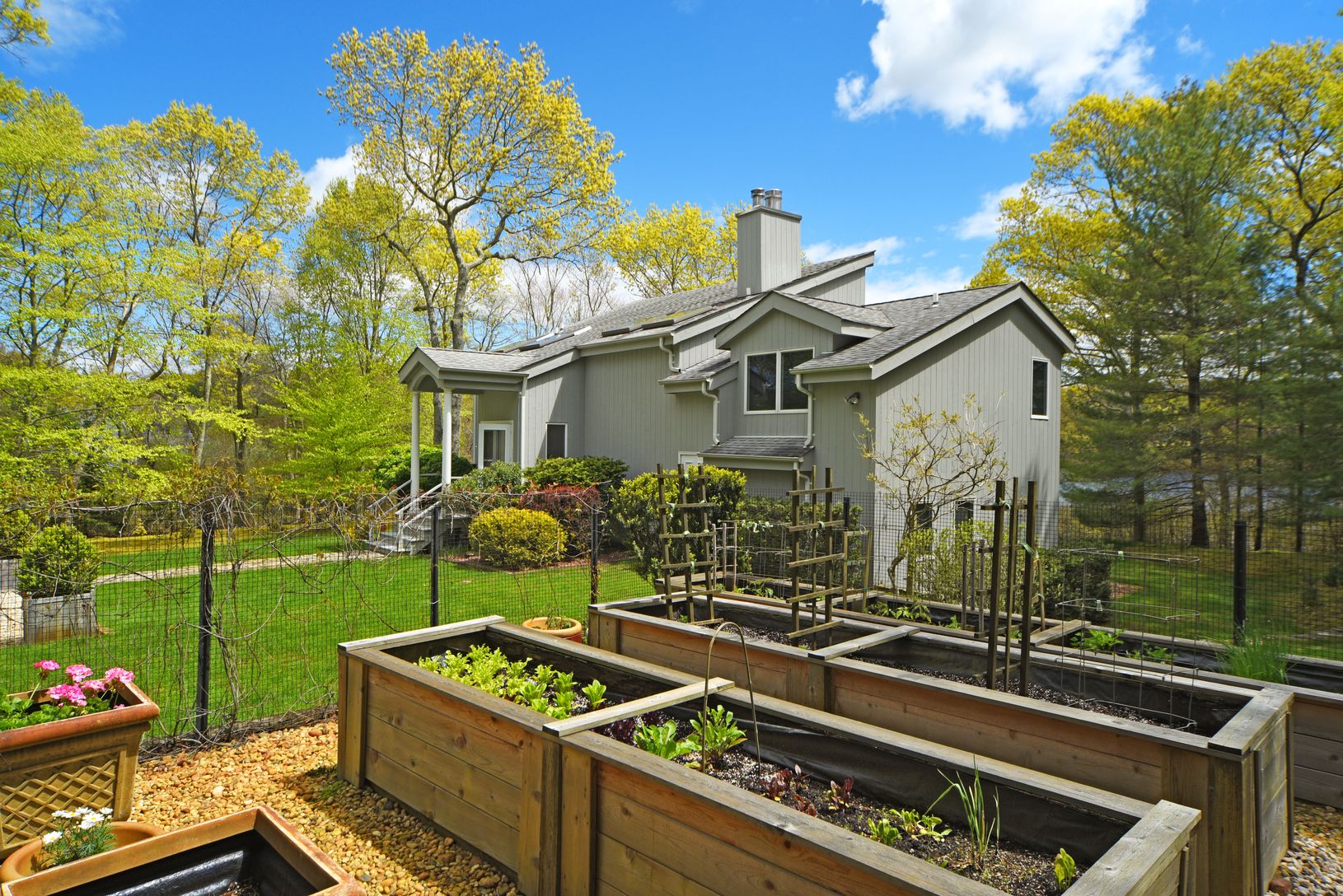  Raised Vegetable Garden