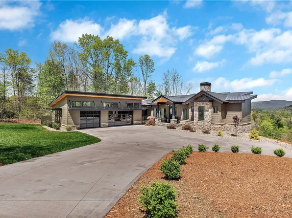 231 Keowee Turtlehead Rd, Salem, SC 29676