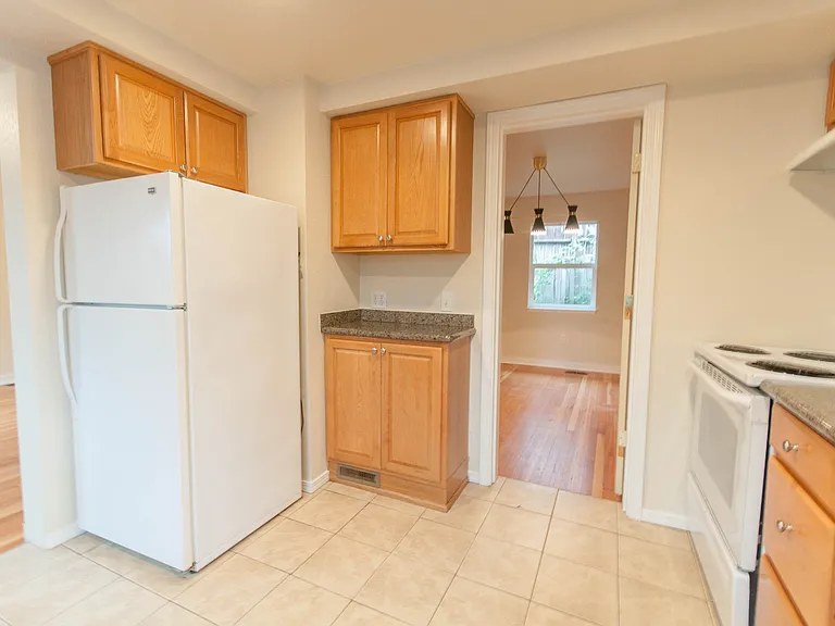 5121 S Garden St — Photo 5