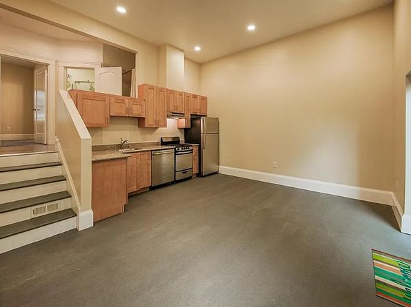888 45th St APT 1