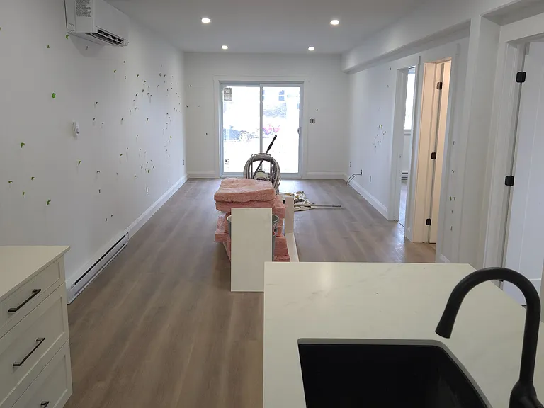 90 Lywood St #LOWER — Photo 17