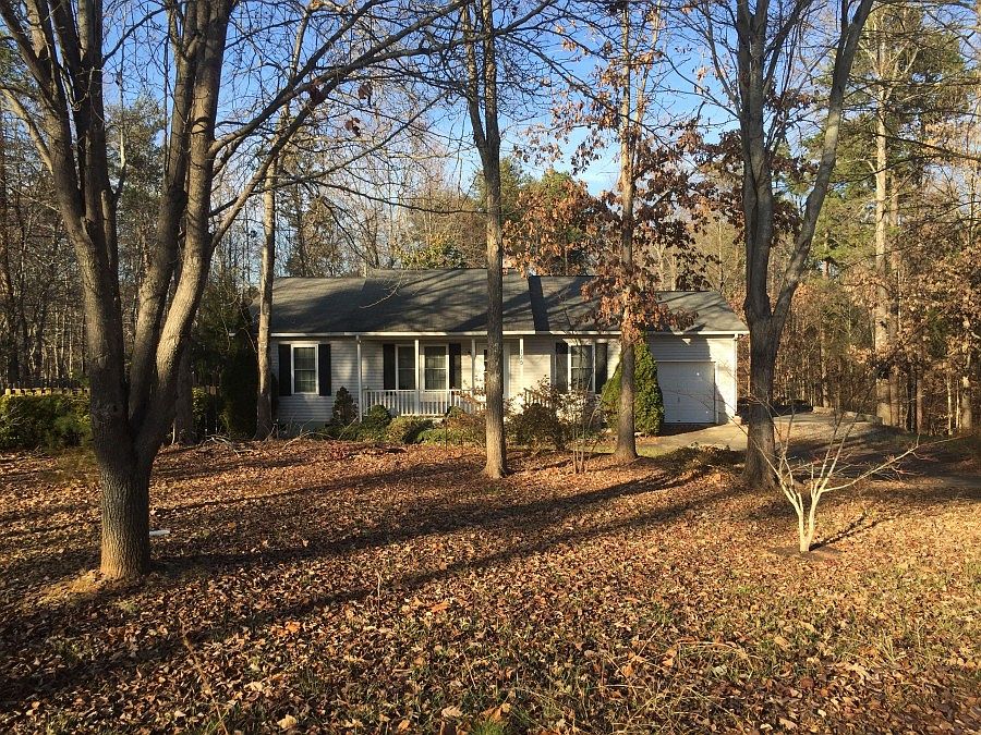 1st image of 125 Maxamy Ln