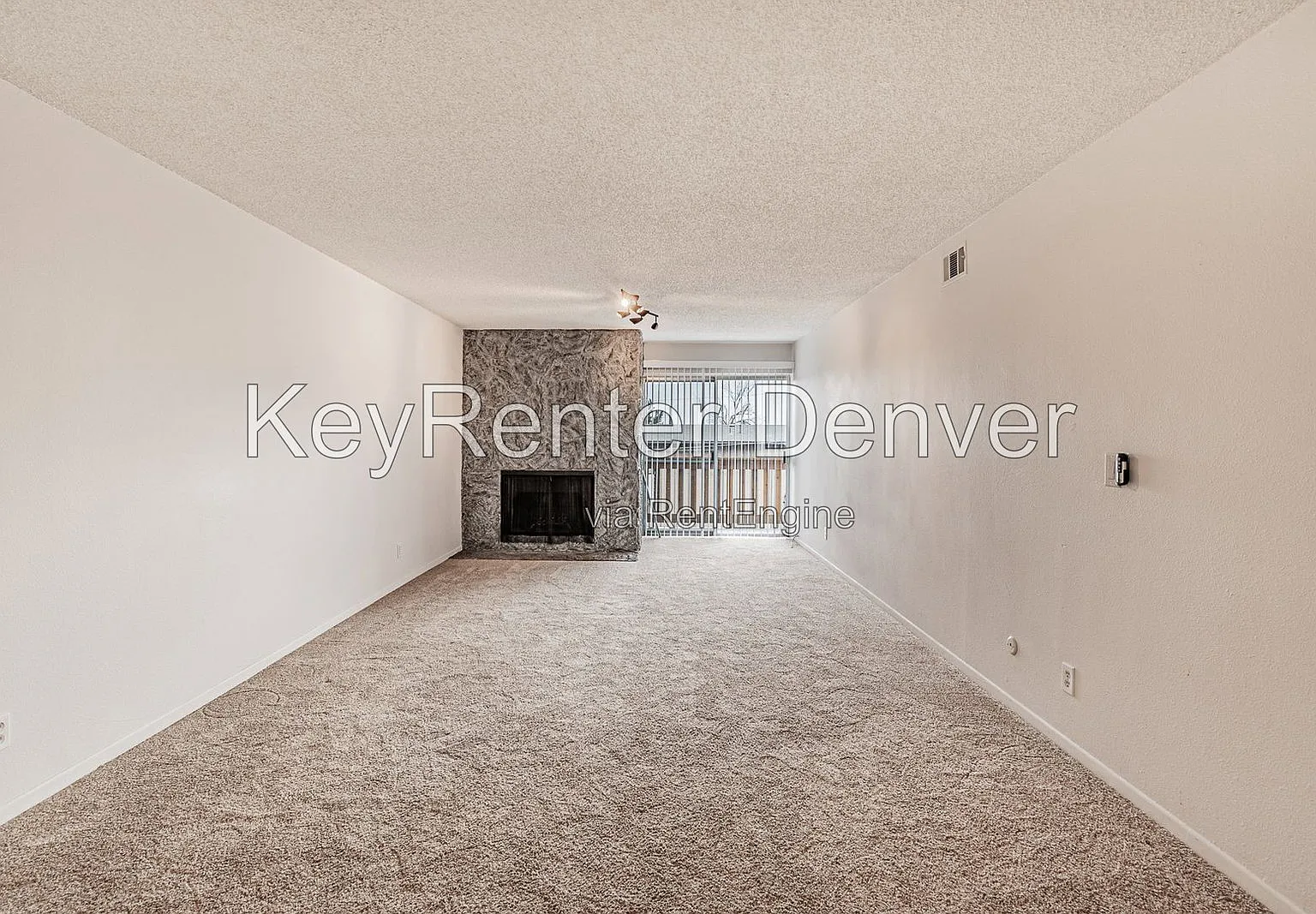 2 bed, 1.0 bath, 1053 sqft, $1,299 — Photo 1