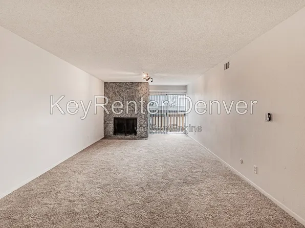 865 S Quebec St APT 304A, Denver, CO 80247