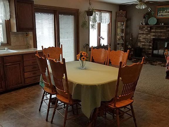 Dining Room/Kitchen