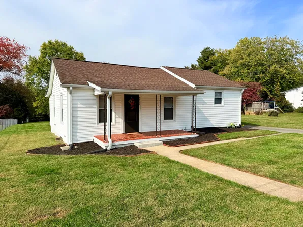 4420 Pennsylvania Ave NE, Roanoke, VA 24019