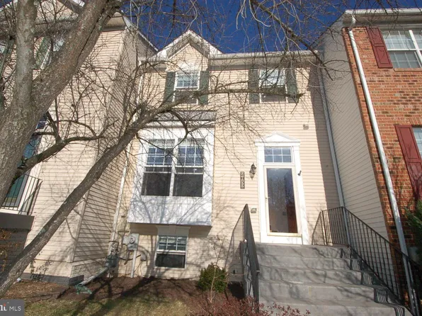 2652 Streamview Dr, Odenton, MD 21113