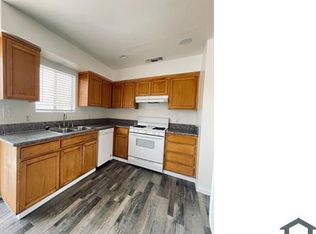 1937 W Shields Ave APT 202, Fresno, CA 93705