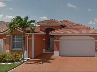 15513 SW 39th St, Miami, FL 33185