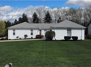 33900 Som Center Rd, Gates Mills, OH 44040