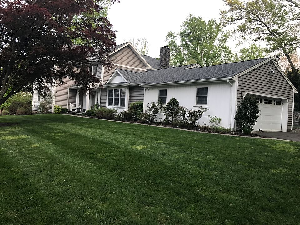 2nd image of 5 Tara Dr
