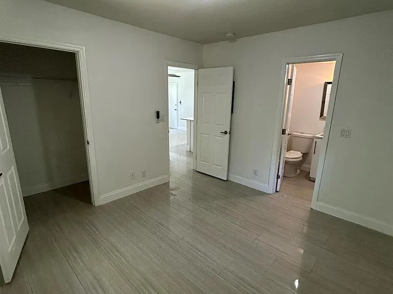 914 NE 15th Ave #1 — Photo 13