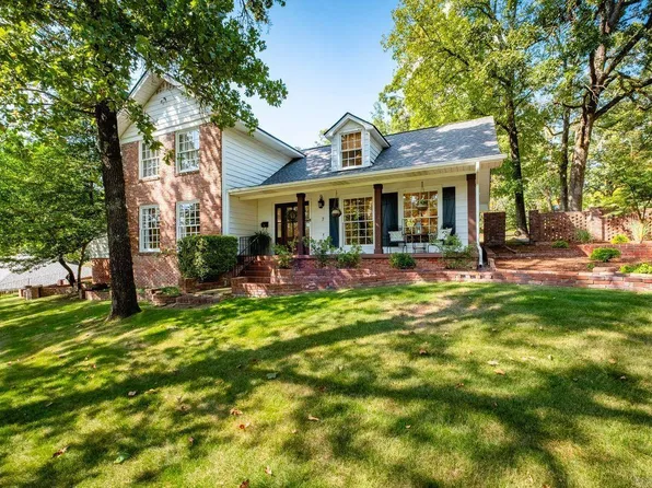 7 Broadview Dr, Little Rock, AR 72207