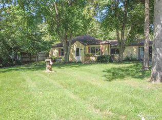 3886 W Sterns Rd, Lambertville, MI 48144