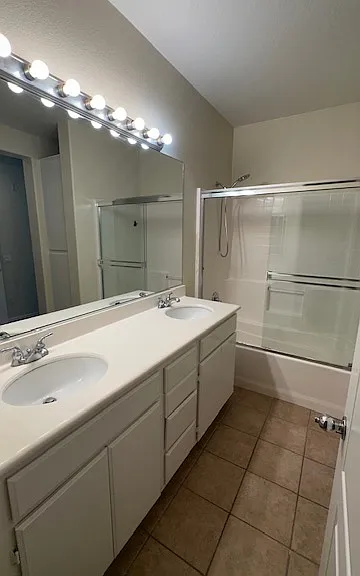 130 Beach Side Ct — Photo 32
