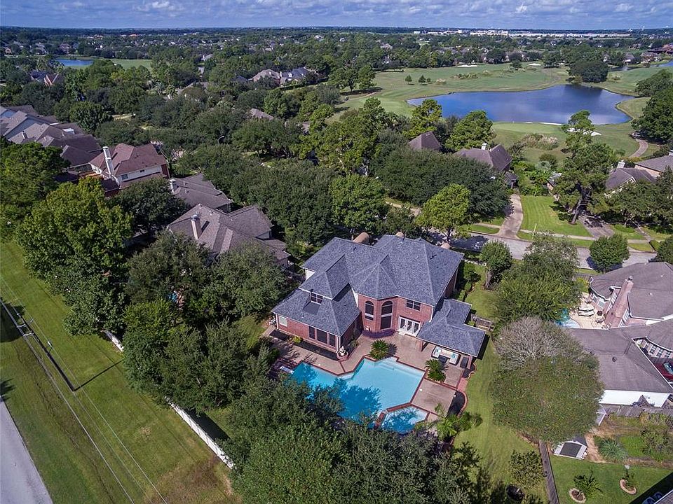 2nd image of 1107 Wellshire Dr
