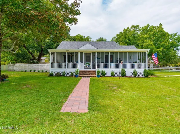 118 Edgewater Street, Newport, NC 28570