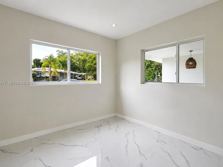 5715 Jackson St — Photo 30