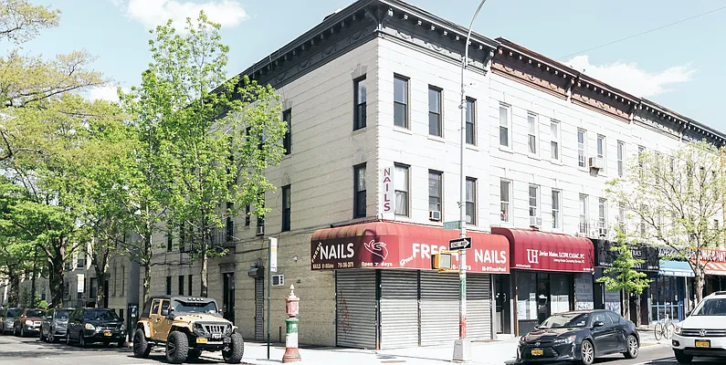 Rented by Compass | media 34