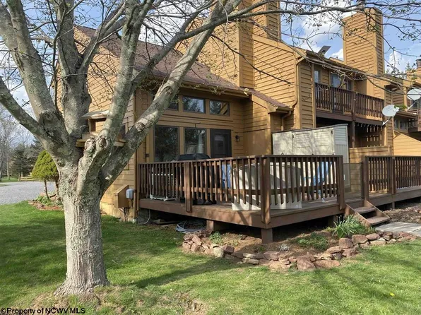 100 Deerfield Vlg #5, Davis, WV 26260