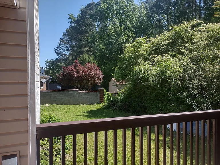 643 Folkstone Rd — Photo 25