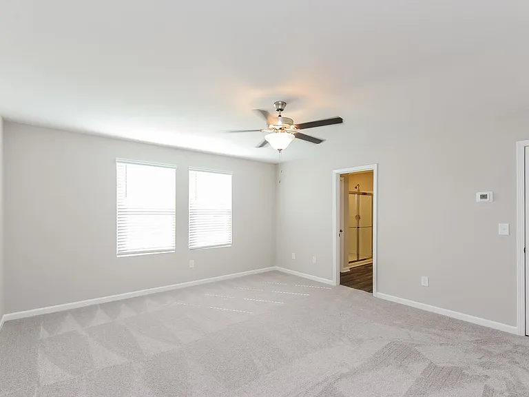 198 Pond Ct — Photo 10