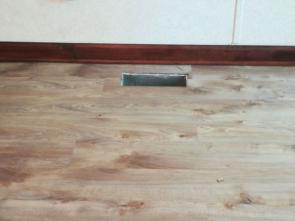 Vinyl planks waterproof thro